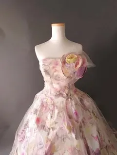 カラードレス　結婚式　披露宴　前撮　二次会　演奏会　舞台衣裳　花柄