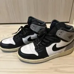 Nike Air Jordan 1 ミッドカット シューズ