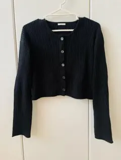 GU ブラック リブ編み 長袖セーター