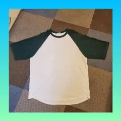 年末年始セール 30%引き！！GU 男女 両方 着こなし可能 Tシャツ Lサイズ