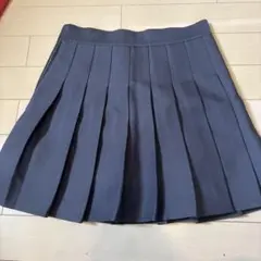 プリーツスカート