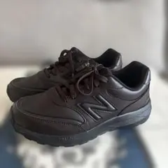 New Balance スニーカー ダークブラウン サイドジップのサムネイル