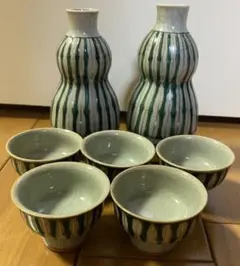 九谷 正山 (九谷焼き)酒器セット(徳利×2個 盃×5個) 熱燗 燗瓶 日本酒