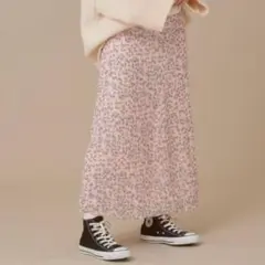 アナザーエディション　花柄スカート