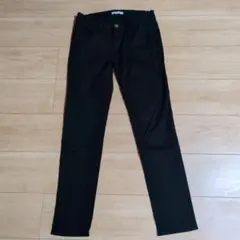 Item thumbnail for item d9c0178c-07a4-43b0-b8c0-46f1180ce3f3