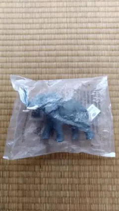 ゾウ(叫) Papo フィギュア パポ 匿名配送のサムネイル