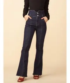 ハイウエストダークブルーフレアパンツ