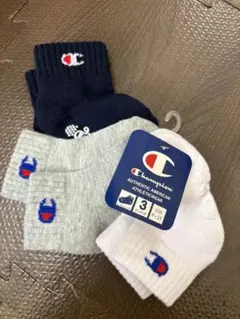 新品タグ付き　Champion ベビー靴下 3足セット