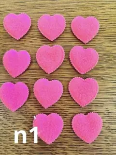 ピンクのフェルトハートワッペン11個セット