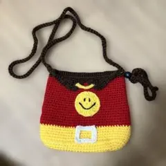 ニコちゃんマークの強くなれるポシェット✩.*˚ハンドメイド