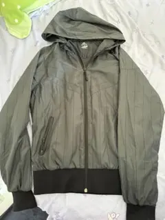 Nike ストライプデザイン フード付きウィンドブレーカー