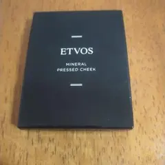 ETVOS　ミネラルプレストチーク　シナモンベージュのサムネイル