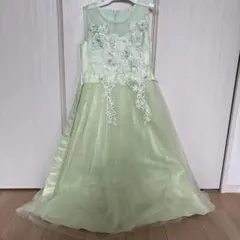 子供用ドレスのサムネイル