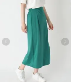 新品タグ無し　グリーン　タイトスカート　ナロースカート