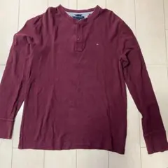 TOMMY HILFIGER 長袖Tシャツ　　赤系