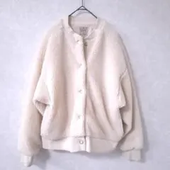 【美品】サマンサモスモス ボアブルゾン ノーカラー ジャケット クリーム色
