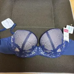 Wing Kirei ブラジャー D75 ネイビー