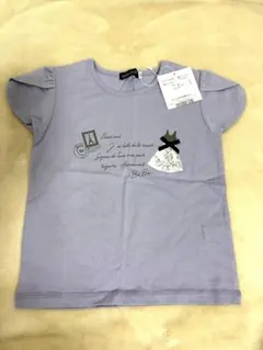 BeBe Tシャツ　110cm パープルのサムネイル