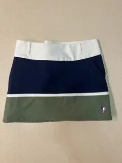 [ブランド名品] CLUNIC クラニック　ゴルフウェア　スカート　Lサイズ