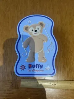 ダッフィー クマ型缶