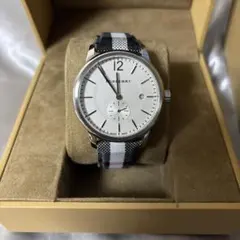 BURBERRY 腕時計 本体 チェック柄ベルト 40mm クォーツのサムネイル