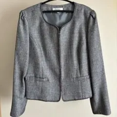 ノーカラージャケットのサムネイル