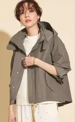 美品♪BY　グログランフードマウンテンパーカー　カーキ　撥水