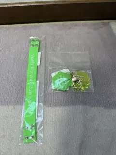 Mrs. GREEN APPLE 10周年ラバーバンド 当選品 - メルカリ