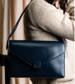 2026年最新】LOEWE カラー：ネイビー系 レディース ショルダーバッグの