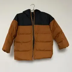 8歳程度　ダウンジャケット