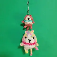 ハチワレ猫さん　あみぐるみ