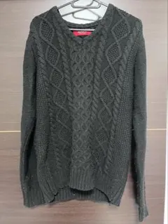 ケーブルニット 黒