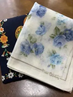 pierre cardin ハンカチ&ティッシュケース⭐️おまけ付き(๑˃̵ᴗ˂̵)⭐️のサムネイル