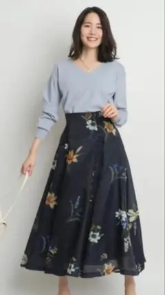ジャスグリッティ　ブーケフラワープリントスカート