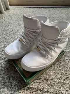 NIKE JORDANホワイト ハイカットスニーカー