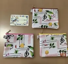 9/28までの出品/音楽柄のビニール生地とメッシュのビニールのポーチ×3個