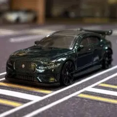 ホットウィール ジャガー XE プロジェクト8 グリーン ルース