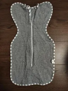 グレー おくるみ ジッパー付き　スワドル