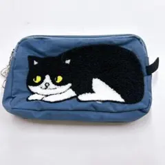 ネコ雑貨　ネコ小物　猫　刺繍ねこ柄小物ポーチ　多機能　ポーチ　化粧　小物入れ