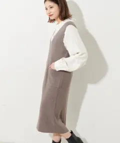 美品 DISCOAT ディスコート 深V ノースリーブ ニットワンピース