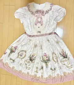 ラプンツェル デザイン ひざ丈ワンピース 半袖 - メルカリ