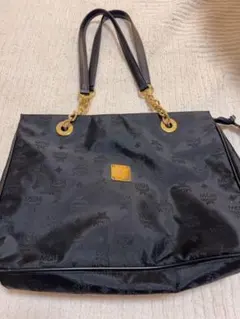 MCM トートバッグ ブラック ロゴ柄 チェーンハンドルのサムネイル