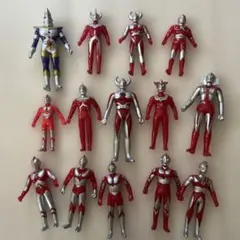 昭和レトロ 昔懐かしいウルトラマン8体セット - メルカリ