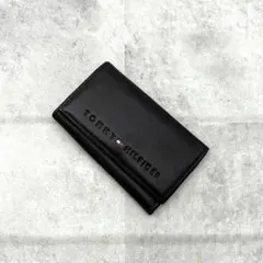 TOMMY HILFIGER キーケース　5連　三つ折り　レバー　ブラック　黒のサムネイル