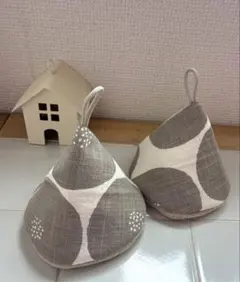 三角鍋つかみ あんぱん北欧柄 リネンコットン 2個セット ハンドメイドのサムネイル