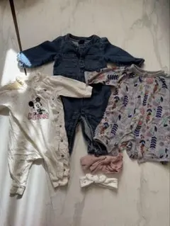 H&M ミニーマウスロンパースとGAPデニムカバーオールセット