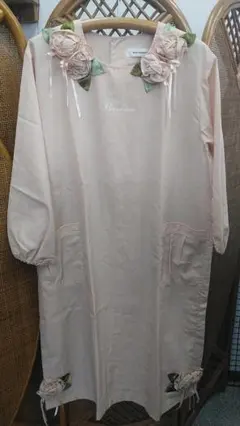 Potechino 花モチーフ割烹着 ホワイト 2025年最新】ポテチーノ割烹着の人気アイテム - メルカリ