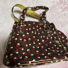 バッグ　赤い花柄　トートバッグ　大容量　使いやすい　中古品