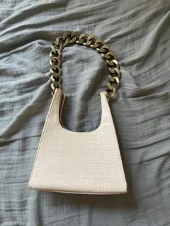 Item thumbnail for item 70153225-9444-4d77-b441-b420a18e6814