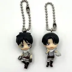 進撃の巨人スイング 2 マスコットキーホルダー お掃除ver. エレン リヴァイ